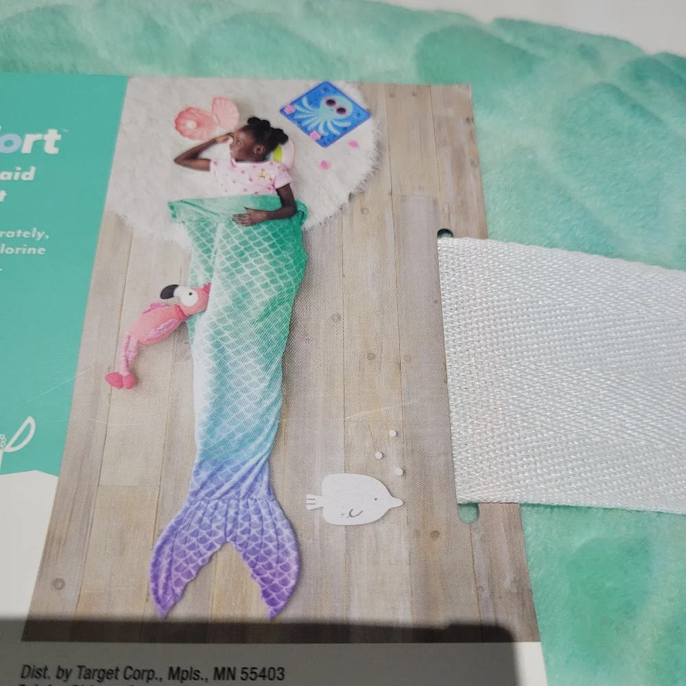 Mermaid Throw Blanket Ombre Color Purple Blue Fish Tail Scale Soft Fleece Velour